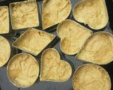 A picture of step 7 of Lemon cake with rough butter iced.