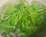 Hình bước làm 2 của món Canh cải con nấu xương gà tép khô