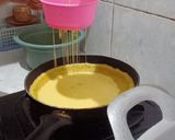 Foto langkah ke 6 dari resep Pie susu teflon.