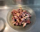 Une image de l'étape 6 de Rôti de sanglier mariné, carottes et lard fumé.