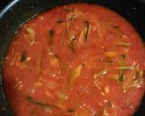 Foto del paso 1 de la receta: Pasta integral con salsa picante de calabacín
