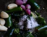 Foto langkah ke 1 dari resep Nasi goreng cabe hijau.