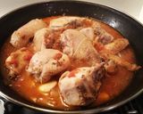 Foto del paso 6 de la receta: Pollo guisado al cardamomo y cilantro