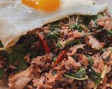 รูปขั้นตอนการทำที่ 4 ของ ข้าวคลุกกะเพราหมูแดดเดียว (คลีน)