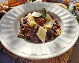 Foto del passaggio 5 della ricetta Fettuccine al cacao burro e salvia