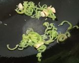 Foto langkah ke 2 dari resep Masakan udang tauco cabe ijo.