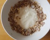Foto del paso 4 de la receta Desayuno saludable fit de yogur y melocotón. Recetas saludables para diabetes