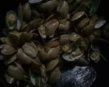 Foto langkah ke 5 dari resep Kerang Batik Teriyaki.