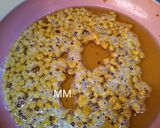 A picture of step 2 of Boondi Chaat.