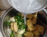 Foto langkah ke 4 dari resep Jangan Lombok Ijo Terong Tahu.