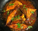 A picture of step 6 of Pomfret Macher Jhal (Bengali Fish Curry).
