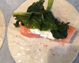 Foto del paso 1 de la receta: Nidos de salmón y espinacas