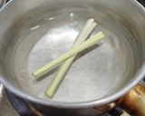 Foto langkah ke 2 dari resep Teh Sereh Anti Masuk Angin.