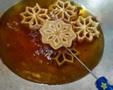 Foto langkah ke 3 dari resep Kembang goyang gurih.