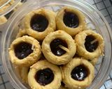 Foto langkah ke 7 dari resep #38 Blueberry Cheese Cookies.