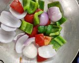 A picture of step 2 of Kadhai Murgh.