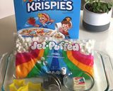 A picture of step 1 of Creeper Rice Krispie Treats.