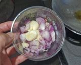 Foto langkah ke 2 dari resep Tumis Wortel Kembang Kol.
