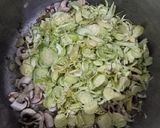 Foto del paso 3 de la receta: Guiso de calamar al curry