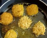 A picture of step 6 of Kurkure Paneer Bombs.