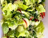 รูปขั้นตอนการทำที่ 2 ของ สลัดผักคอส ผักกาดแก้ว และผักสมุนไพรไทย🌿🇹🇭Cos & Iceberg Lettuce with Local Thai Herbs 🥬🌶️🌿🍋