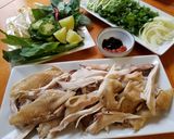 A picture of step 2 of Phở Gà.