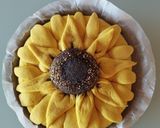 Foto del passaggio 7 della ricetta Girasole, pane allo zafferano 🌷