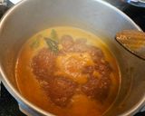 Foto del paso 3 de la receta Chuletas de cerdo en salsa con patatas