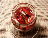 Foto del paso 12 de la receta: Tomates secos sabor anchoas y albahaca en aceite