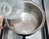 A picture of step 2 of Ginger Lemon Tea.