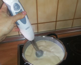 Foto del paso 3 de la receta: Flan de quesitos sin horno