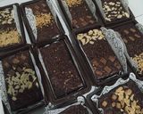 Foto langkah ke 8 dari resep Brownies Chewy Cadbury Ala Jajanan Tuan Putri.