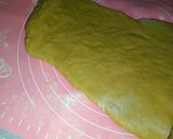 Foto langkah ke 3 dari resep 𝙱𝚛𝚎𝚊𝚍 𝚌𝚛𝚘𝚠𝚗 𝚋𝚕𝚞𝚎𝚋𝚎𝚛𝚛𝚢.
