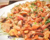 Foto del paso 4 de la receta: Salteado de setas variadas con butifarras, del perol y de Huevo