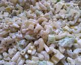 Foto del paso 3 de la receta: Ensalada de coditos y manzana