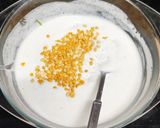 A picture of step 2 of Sabudana pakoda.