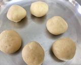 A picture of step 3 of Sesame Filled Cookies.