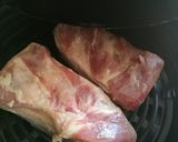 รูปขั้นตอนการทำที่ 6 ของ หมูกรอบ