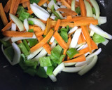 Foto del paso 1 de la receta: Tallarines con cerdo y verdura