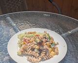 Tonhalas teljes kiőrlésű tésztasaláta görög joghurtos szósszal recept fázis 3 fotója
