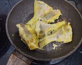 Foto langkah ke 2 dari resep 585. Ikan Ekor Kuning Bakar (Kecap) Teflon.