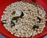 Foto langkah ke 3 dari resep Kacang Bawang Renyah.