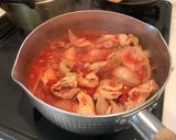 Foto langkah ke 5 dari resep Chicken with Tomato Sauce.