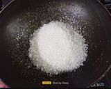 A picture of step 3 of Amrut Paak / Rava Burfi.