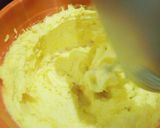 A picture of step 2 of Fondant cake.