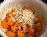 Foto del paso 2 de la receta: Arroz integral cremoso con calabaza