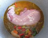 Foto del paso 3 de la receta: Dados de lengua estofada con guisantes (en olla rápida o exprés)