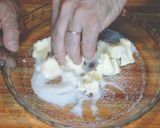 Foto del paso 1 de la receta: Halwa Hilal dulce con forma de media luna/fácil y rápido