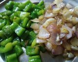 A picture of step 3 of Kadhai Paneer.