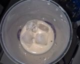 Foto langkah ke 4 dari resep Es Teh Creamer Kental Manis Kocok.